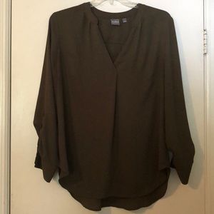 Dark army green Mercer shirt